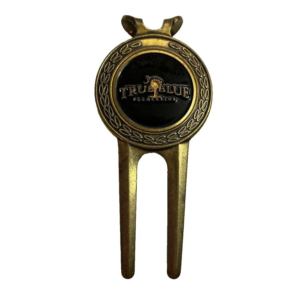 Vintage True Blue Plantation Divot Tool & Coin Ball Marker Pawleys Island SC